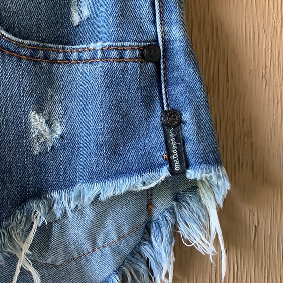 One Teaspoon Suede Pockets Denim Jean Shorts - Picture 7 of 14